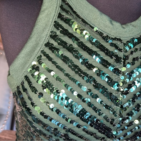 NWT No Boundaries Green Sequin Top - Picture 2 of 6